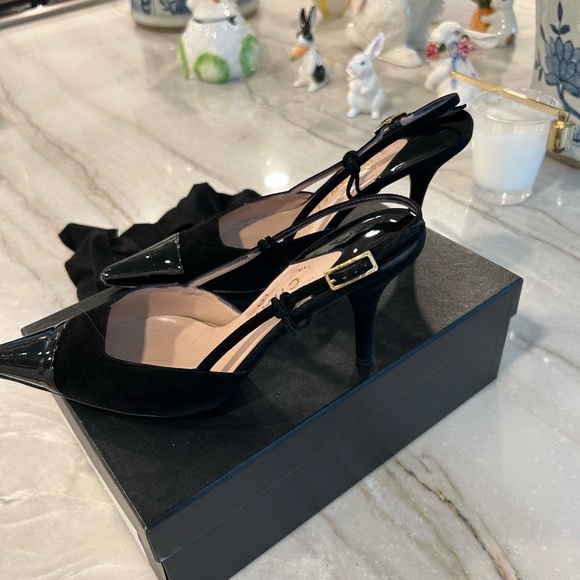 CHANEL Black Patent Toe Suede Slingback Pumps - Picture 2 of 10